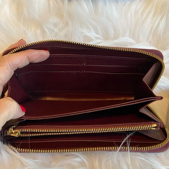LV GUC Vernis Rouge Fauviste Zip Around Wallet - Picture 7 of 15